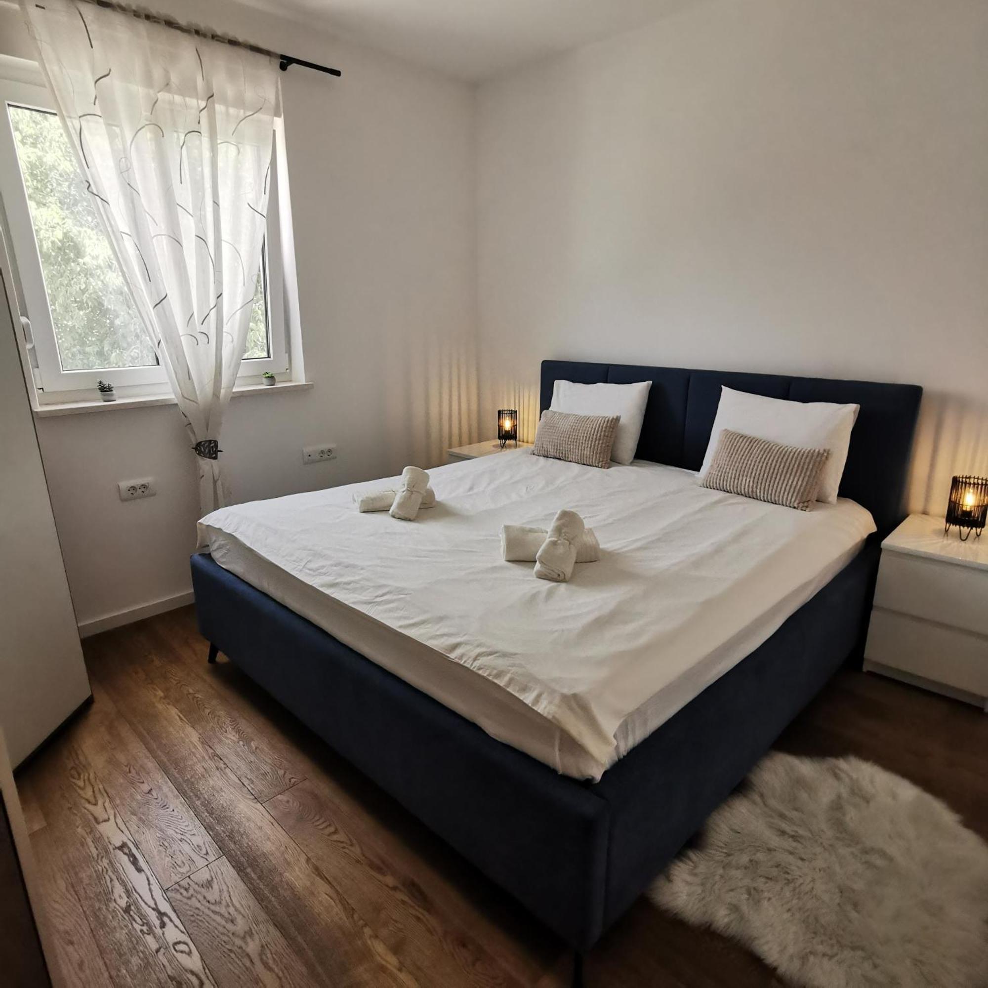 Korina Apartment - Free Private Parking ザダル エクステリア 写真